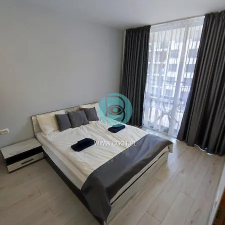 Avalon Premium 阳光海滩