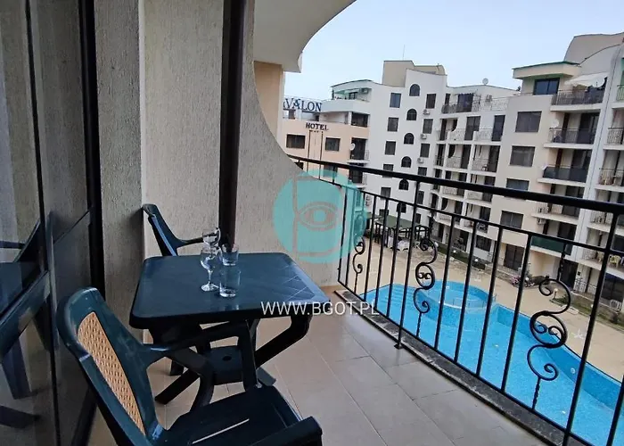 Avalon Premium شقة *